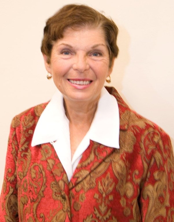 Maxine Blumenthal (R)
