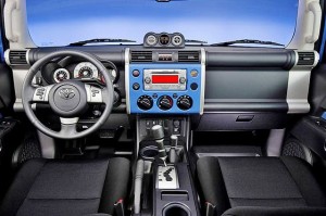 Toyota FJ Cruiser Built for Off-Road Mud-Seekers