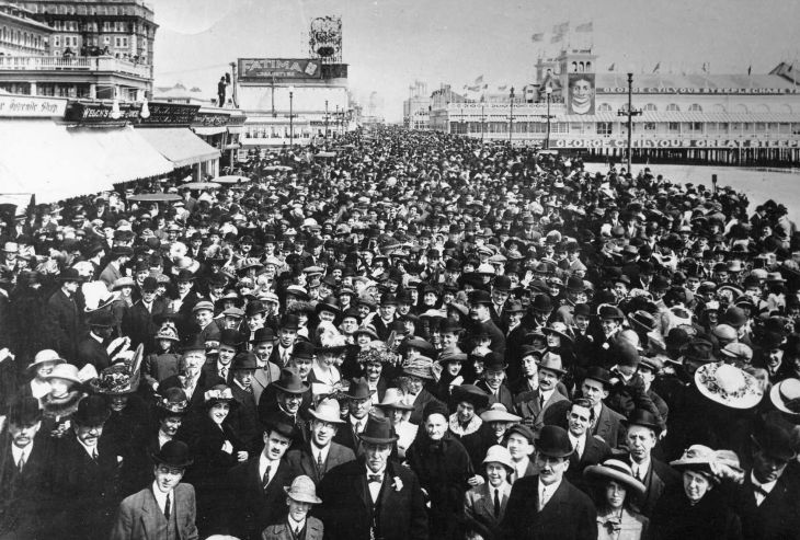 Easter 1920.jpg