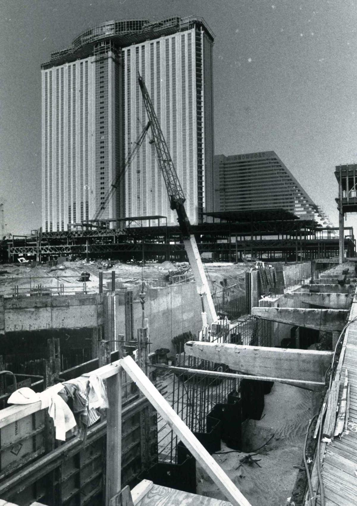 Taj construction 3.jpg