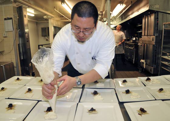Brownies Squared owner takes his tasting dinner idea on road