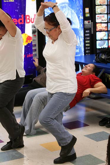 A.C. Linen Supply workers compete to see who can shed most pounds