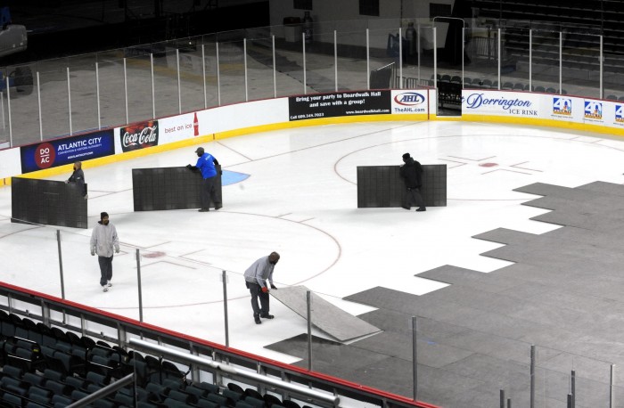 boardwalk hall ice