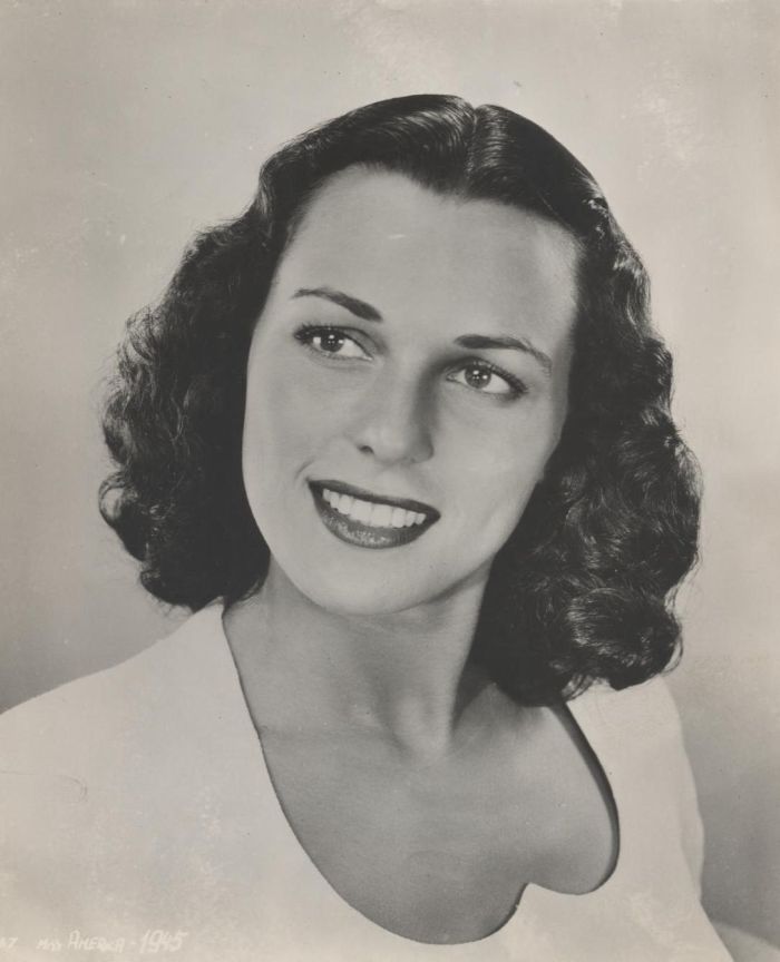 Miss America 1945 001.jpg