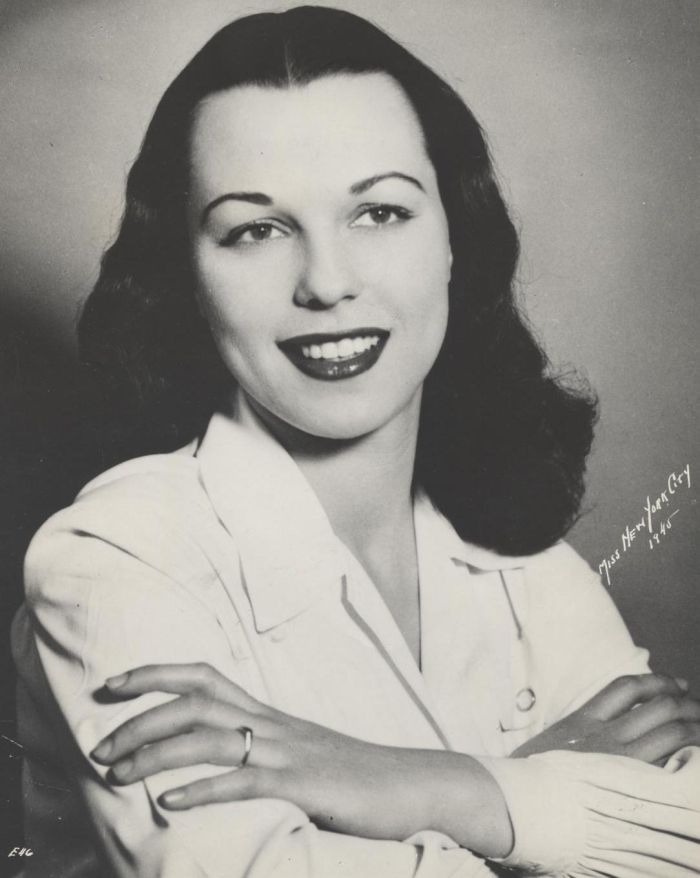 Miss America 1945 003.jpg