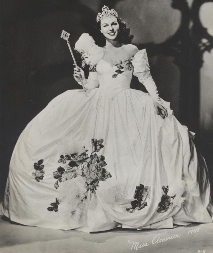Miss America 1945 004.jpg