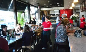 Oven Delivers New Kind of PieCarluccio's brings coal-fired pizza to Northfield eatery