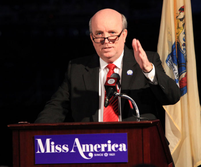 MISS AMERICA RETURNS