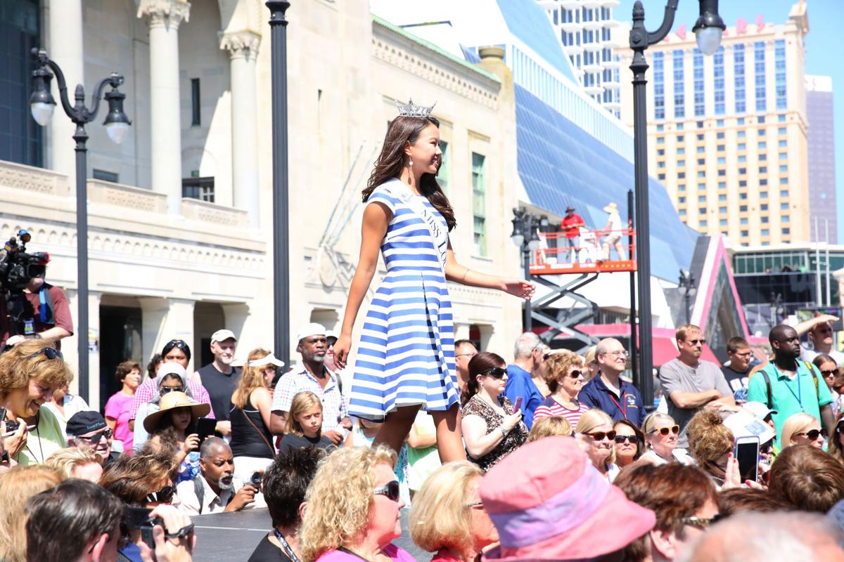 a31 miss a arrival ceremony43.JPG