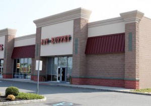 Rio Grande buffet offers plenty of Joy to hungry diners