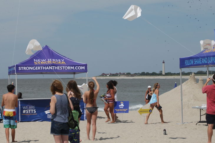 KITES AND CASTLES