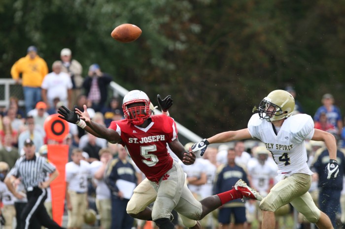 Holy Sprit Vs. St. Joe football 90450.JPG