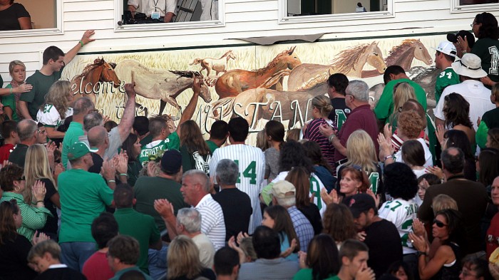 mainlanf football