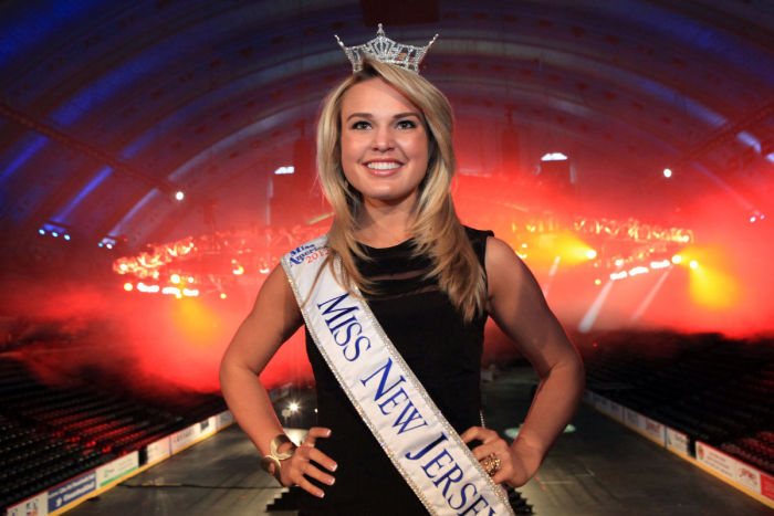 MISS AMERICA RETURNS