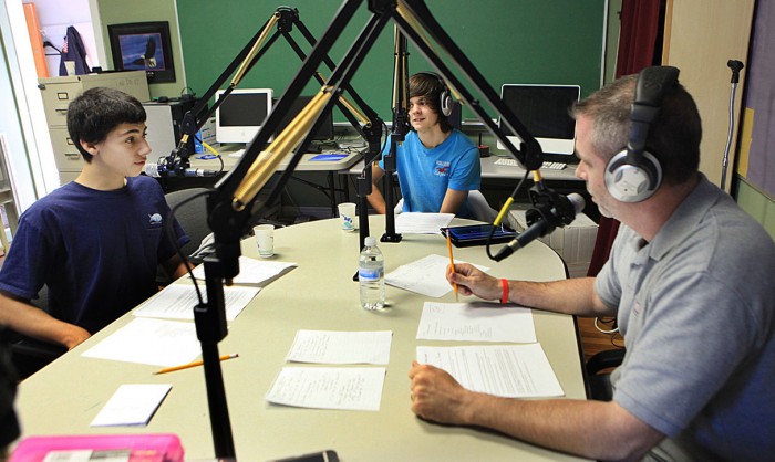 ITS RADIO REVIVAL