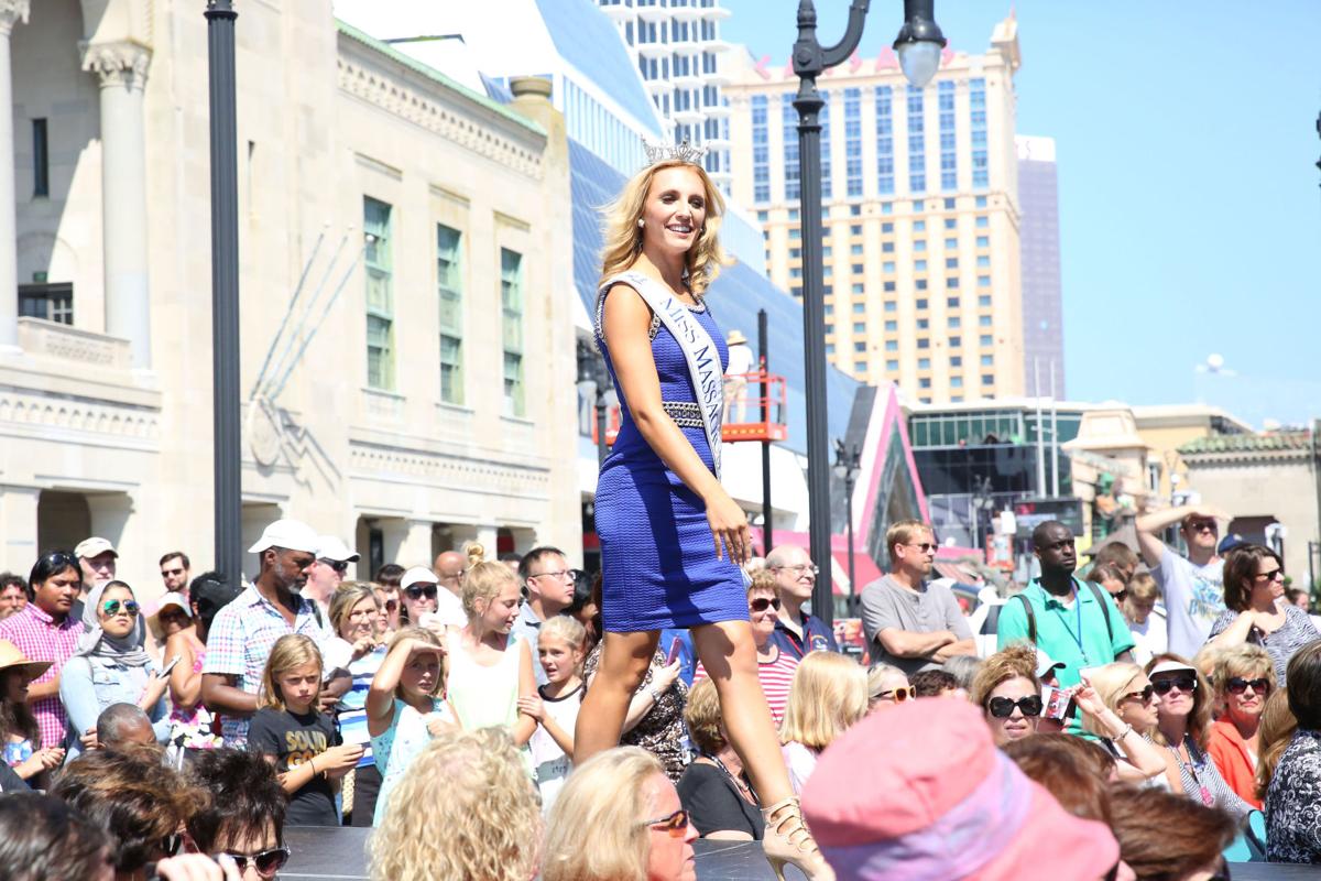 a31 miss a arrival ceremony46.JPG