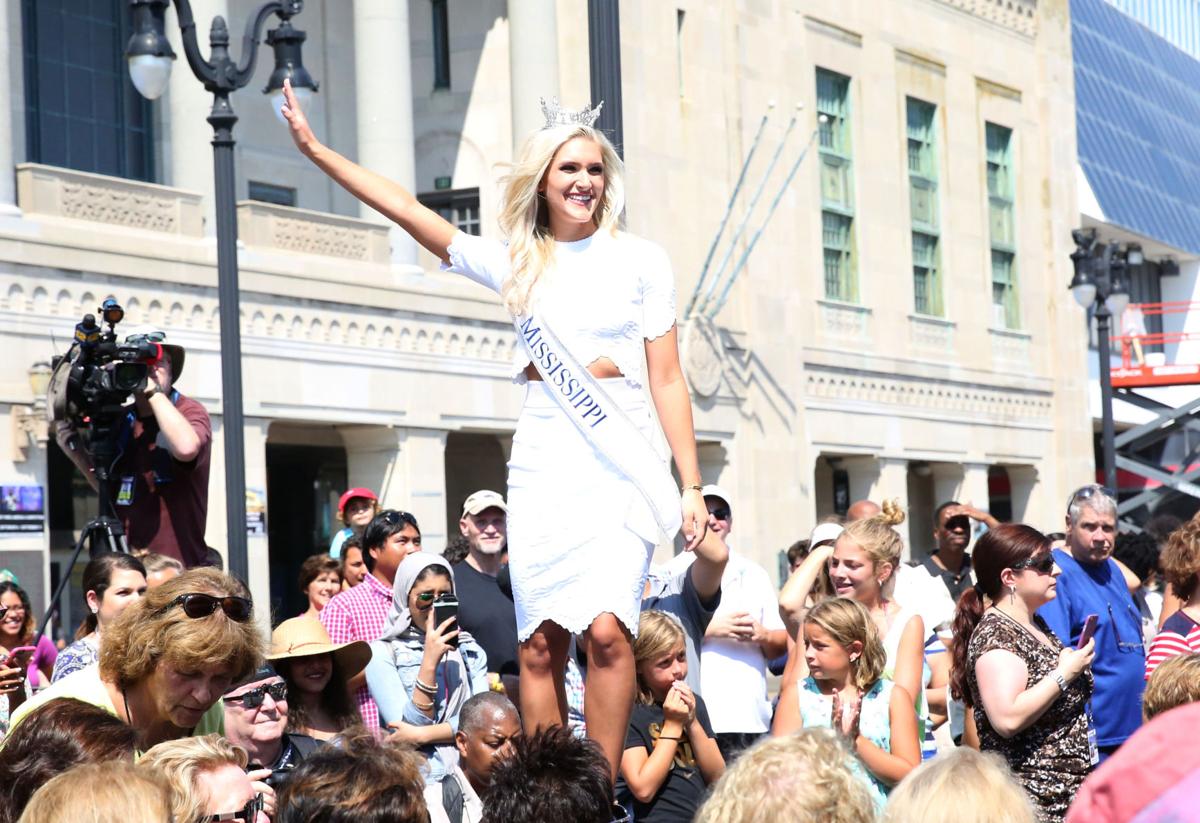 a31 miss a arrival ceremony49.JPG