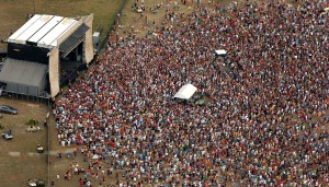 dave matthews caravan day 2