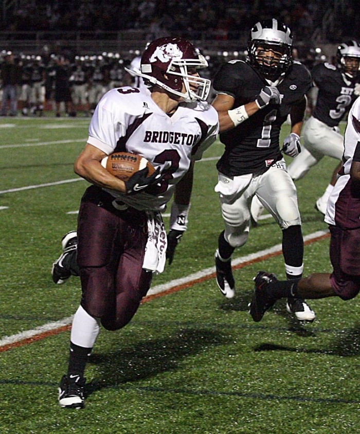 eht vs. bridgeton FB