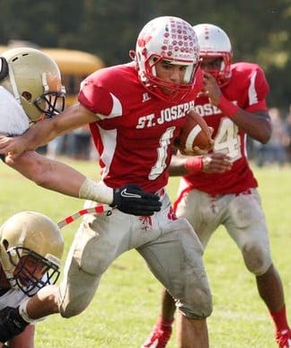 St. Joseph's diminutive QB plays big role in win
