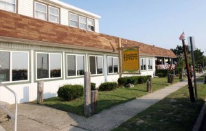 Harpoon Henry's offers casual cuisine, top-shelf sunset views