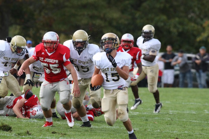 Holy Sprit Vs. St. Joe football 90443.JPG