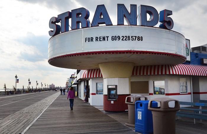 strand theater