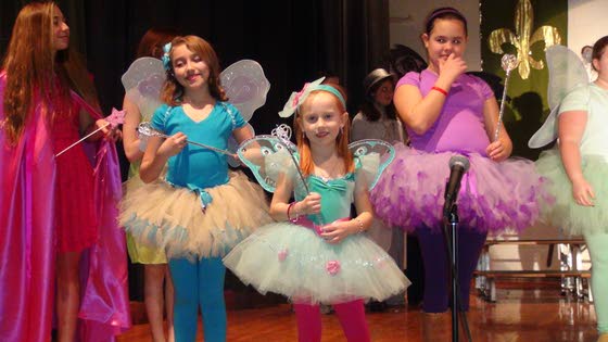 The play's the thing for members of Country Shore Women's Club