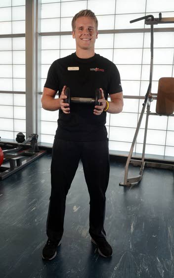 Your Workout: Squat with knee lift and torso rotation