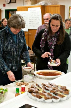 Jordan Road School teacher gets word out on eating healthy diet