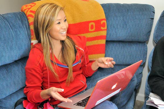 Woman's Facebook page making difference in Sandy recovery effort