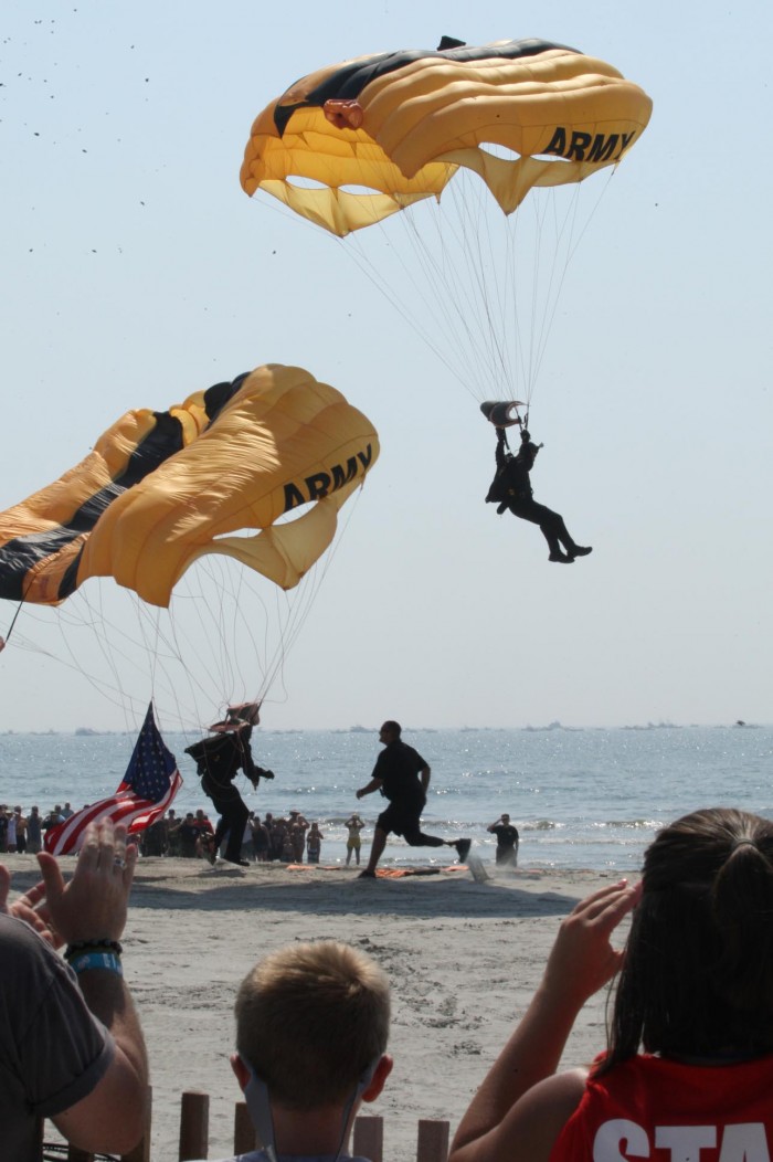AIRSHOW
