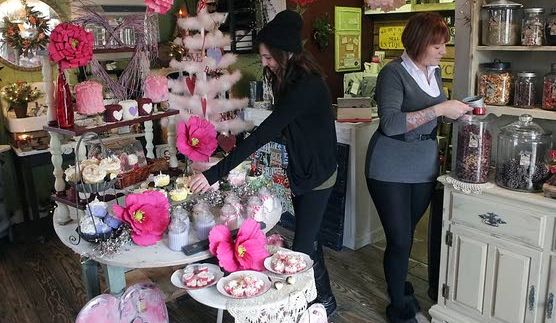 Candlewyck Cottage celebrates first anniversary in Smithville