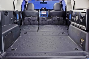 Toyota FJ Cruiser Built for Off-Road Mud-Seekers