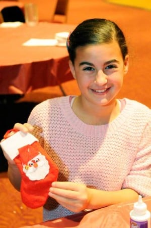 Northfield Jewish youth bring  good deeds of Christmas gifts