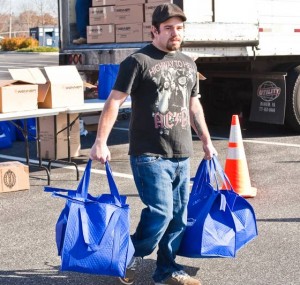 Lowe's in Rio Grande helps victims of Sandy enjoy Thanksgiving feast