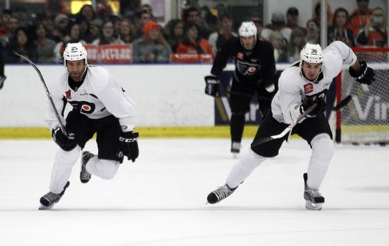 In Voorhees, record crowd greets Flyers