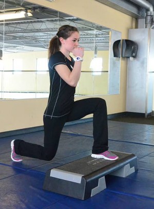 Your Workout: Reverse lunge with high knee