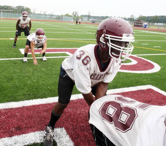 Thanksgiving football preview: Ocean City vs. Pleasantville