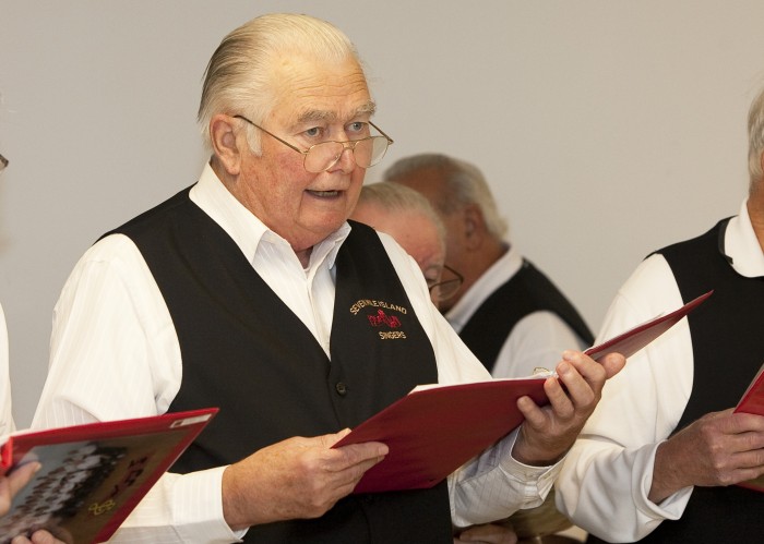 dbml n14 seven mile singers112602013.jpg