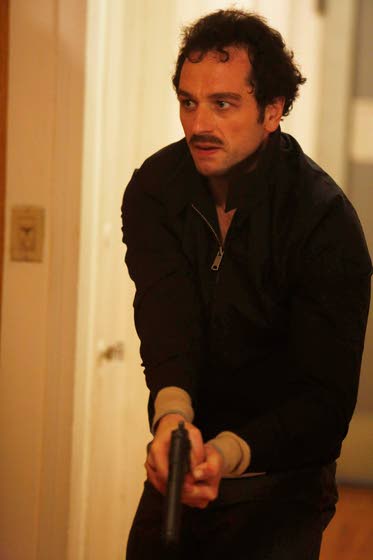 Keri Russell and Matthew Rhys play Russian spies in the 'burbs