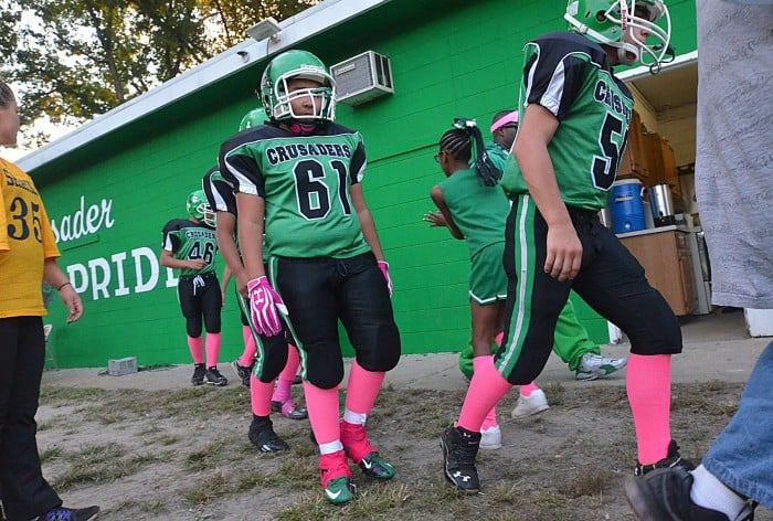 pink gloves
