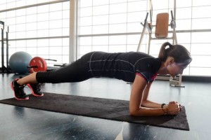Your Workout: Shoulder taps with up/downs