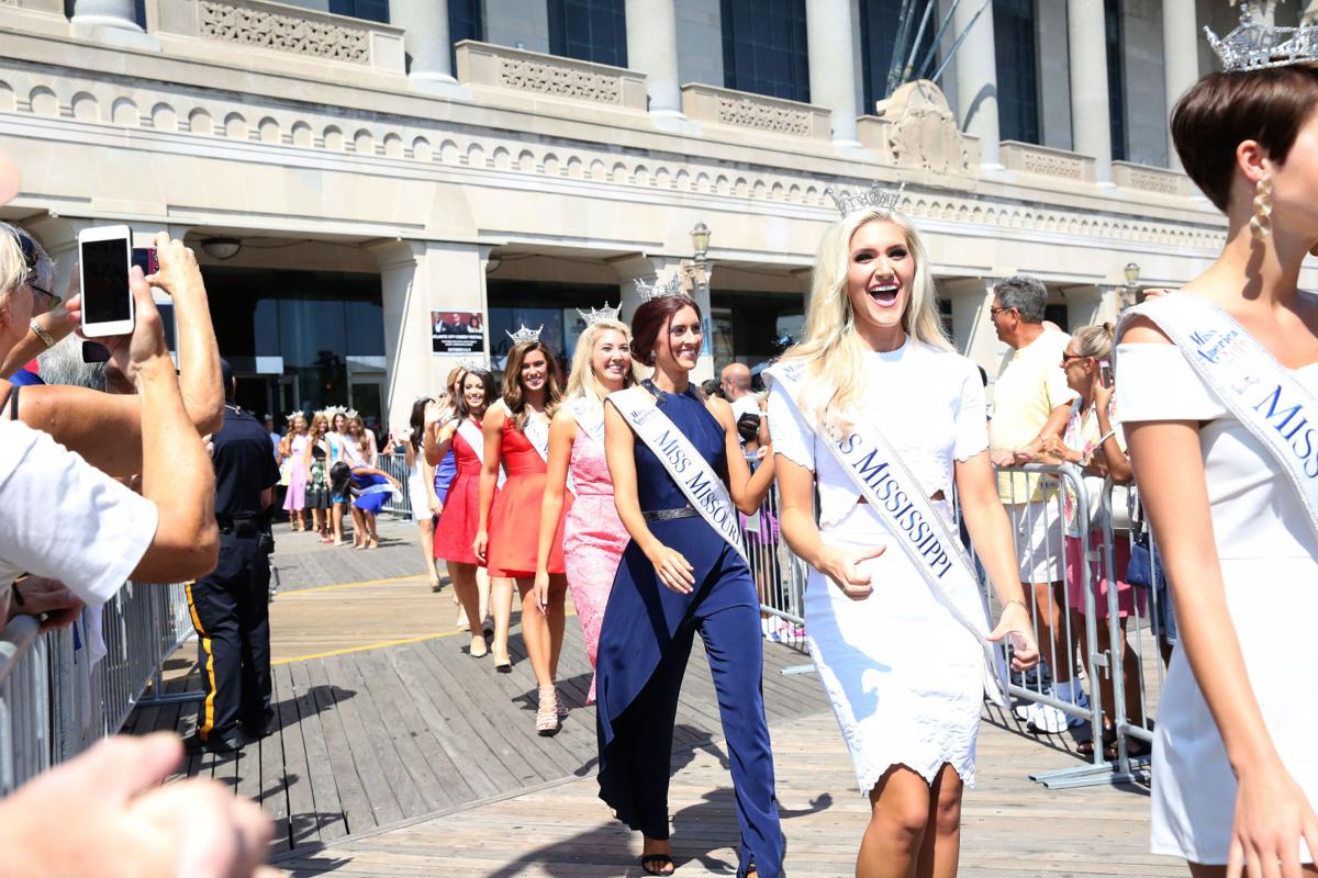 a31 miss a arrival ceremony000000.JPG