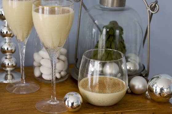 Light libations to set the holiday mood
