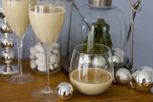Light libations to set the holiday mood