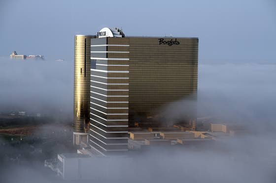 Sand in my Shoes: Photographer has online treasure trove of Atlantic City images