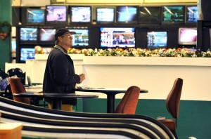 MOBILE GAMBLING RACETRACKS
