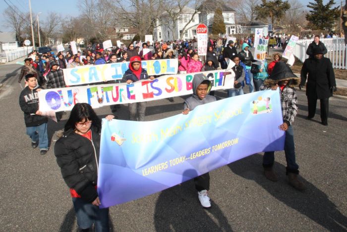 SOUTH MAIN MARCH