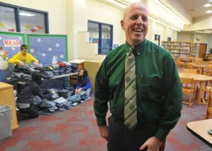 Davies Middle School's NJHS amps up Teens for Jeans drive